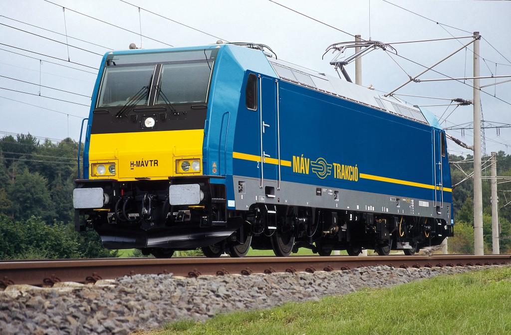 bt-pr-20100121-traxx_mav-hr