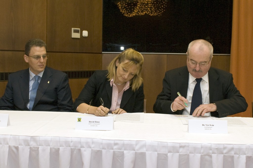 kozlekedesbiztonsag_palyazat_alairas